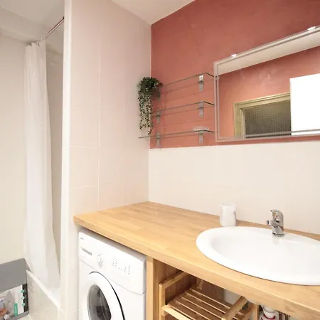 Apartment Chez Malau - Neuf Tres Cosy - Centre - Parking Juste En Face - Proche Gare - Internet - Tres Cosy - Canape Convertible Vrai Lit - Gere Par Presta'zen-services