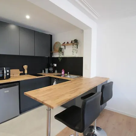 Apartment Chez Malau - Neuf Tres Cosy - Centre - Parking Juste En Face - Proche Gare - Internet - Tres Cosy - Canape Convertible Vrai Lit - Gere Par Presta'zen-services Verdun-sur-Meuse