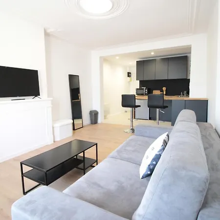 Apartment Chez Malau - Neuf Tres Cosy - Centre - Parking Juste En Face - Proche Gare - Internet - Tres Cosy - Canape Convertible Vrai Lit - Gere Par Presta'zen-services *